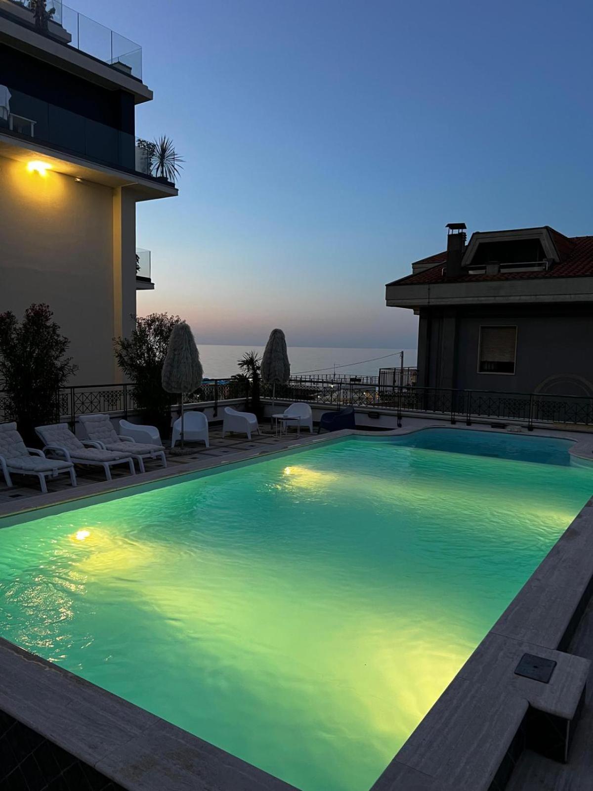 Hotel Costa Verde Pineto Exteriér fotografie
